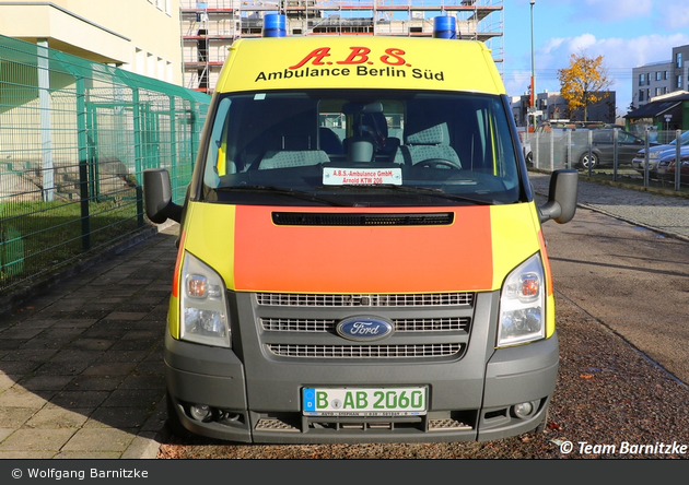 Ambulance Berlin Süd - KTW - Arnold 206 (B-AB 2060)