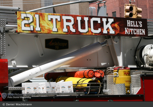 FDNY - Manhattan - Ladder 021