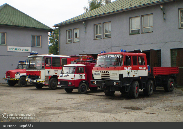 Turany - Hasiči - Berge-LKW und Fuhrpark