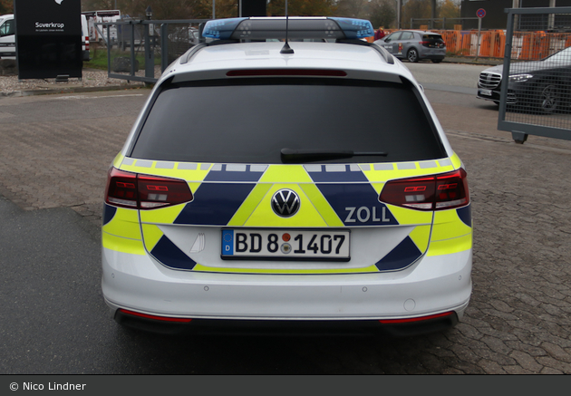 BD8-1407 - VW Passat Variant - FuStW