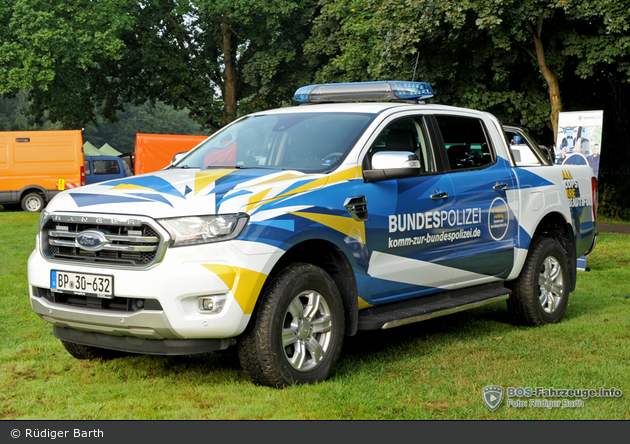 Einsatzfahrzeug: BP30-632 - Ford Ranger - PKW - BOS-Fahrzeuge -  Einsatzfahrzeuge und Wachen weltweit
