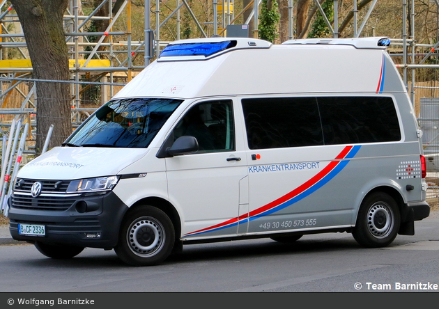 Krankentransport Charite CFM - KTW (B-CF 2336)