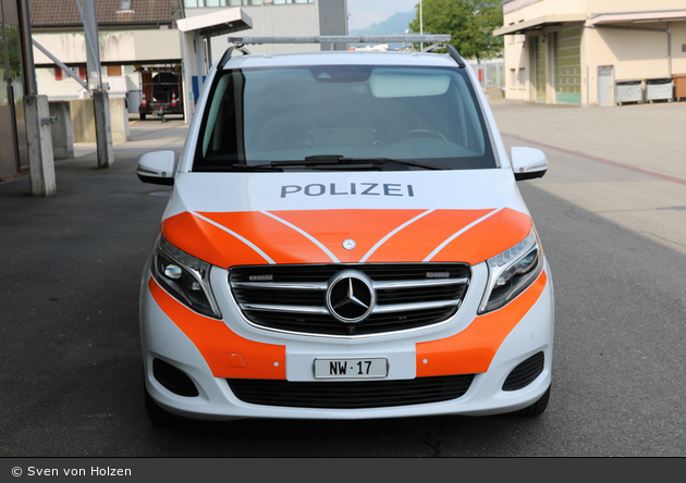 Stans - KaPo Nidwalden - Patroullienfahrzeug