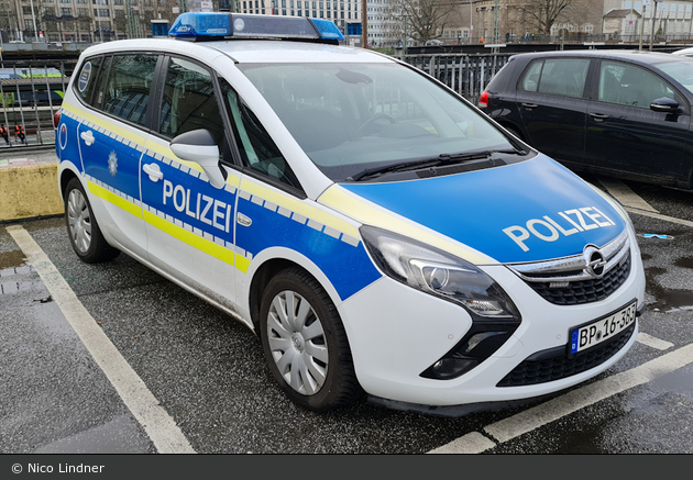 BP16-383 - Opel Zafira - FuStW